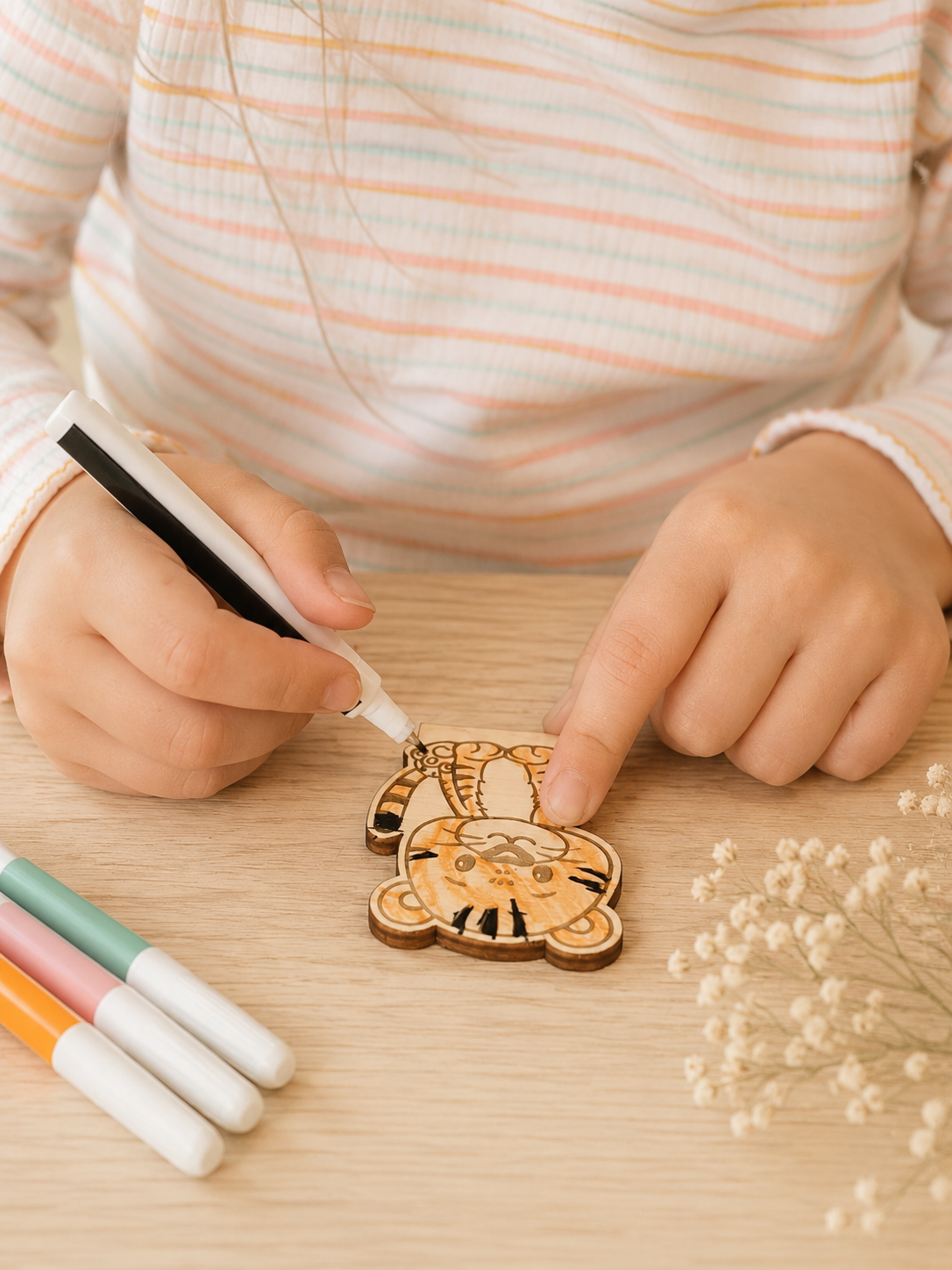 Little Moments | Houten Geboortekaartjes